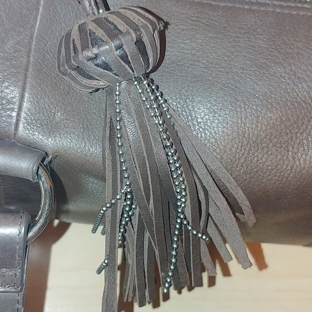 Vintage tassle leather bag - Picture 4 of 5